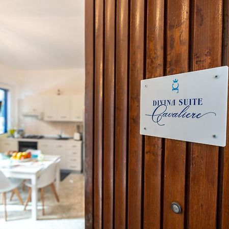 Divina Suite Cavaliere Майори Екстериор снимка